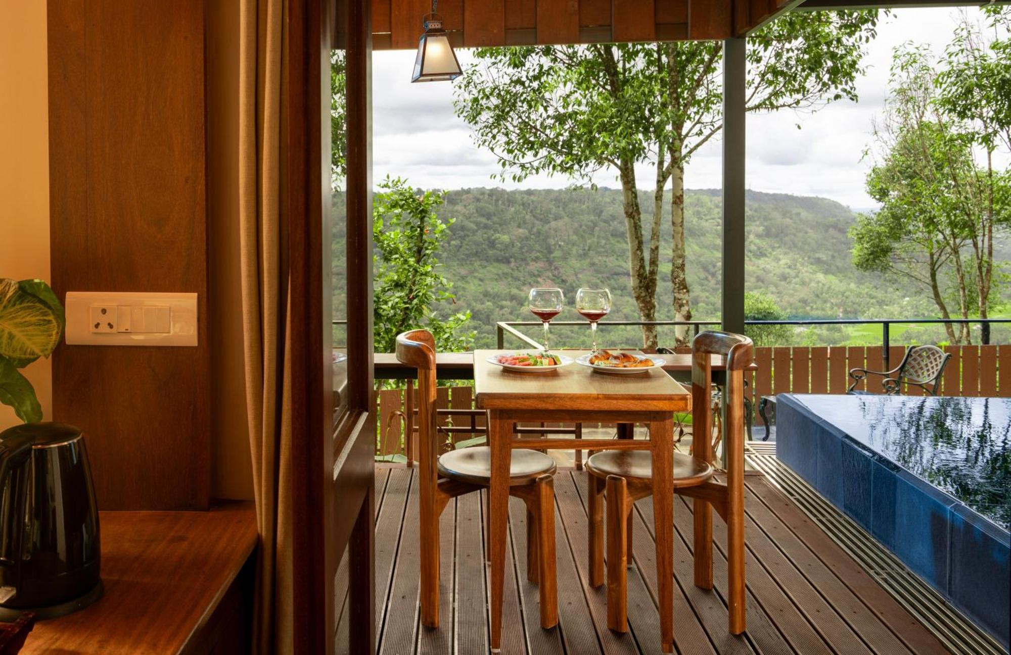 Hotel Spicetree Munnar Chinnakanal Exterior foto